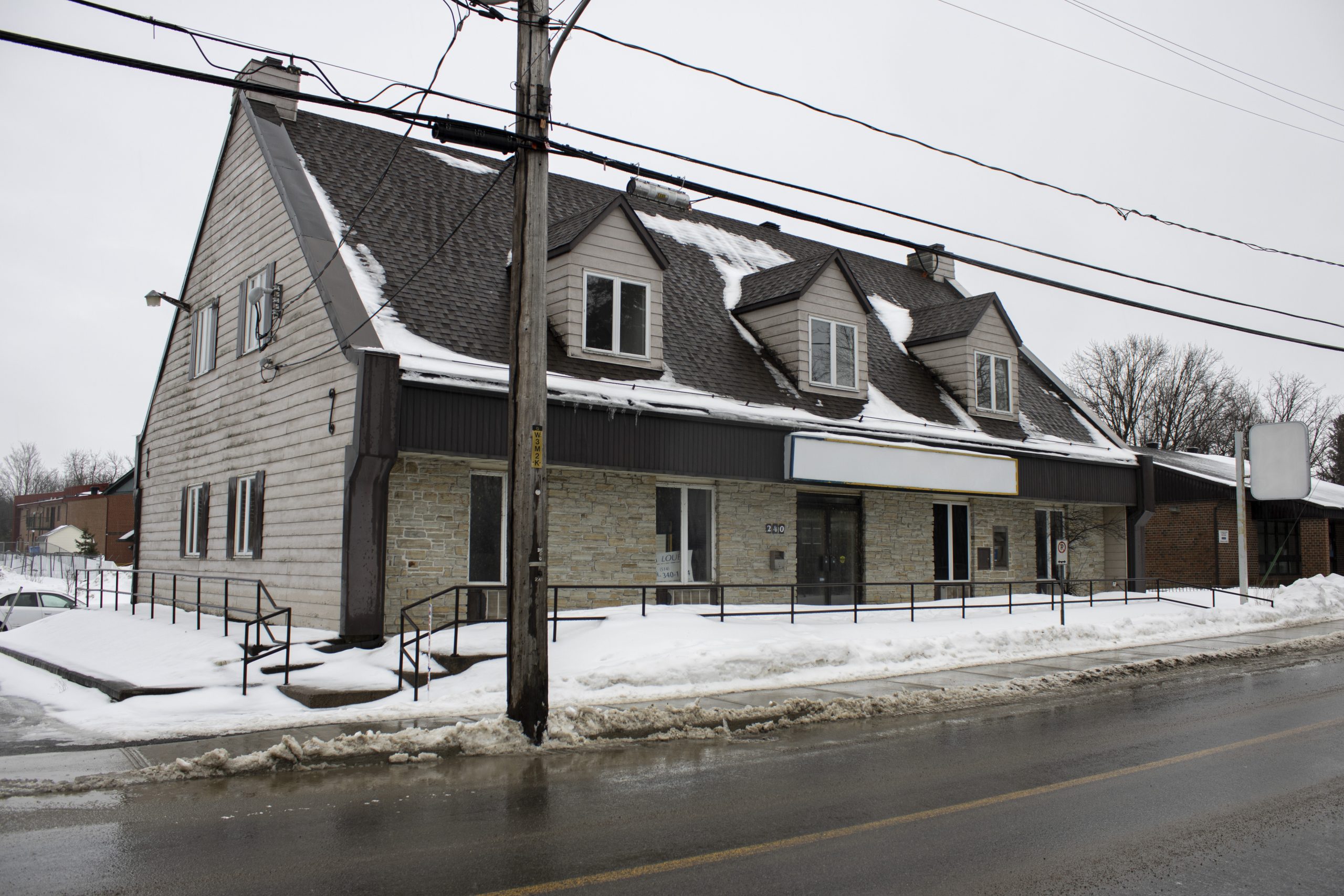 Le nouveau CLSC, au 240 rue Principale à Grenville, offrirait une meilleure accessibilité pour les personnes à mobilité réduite.