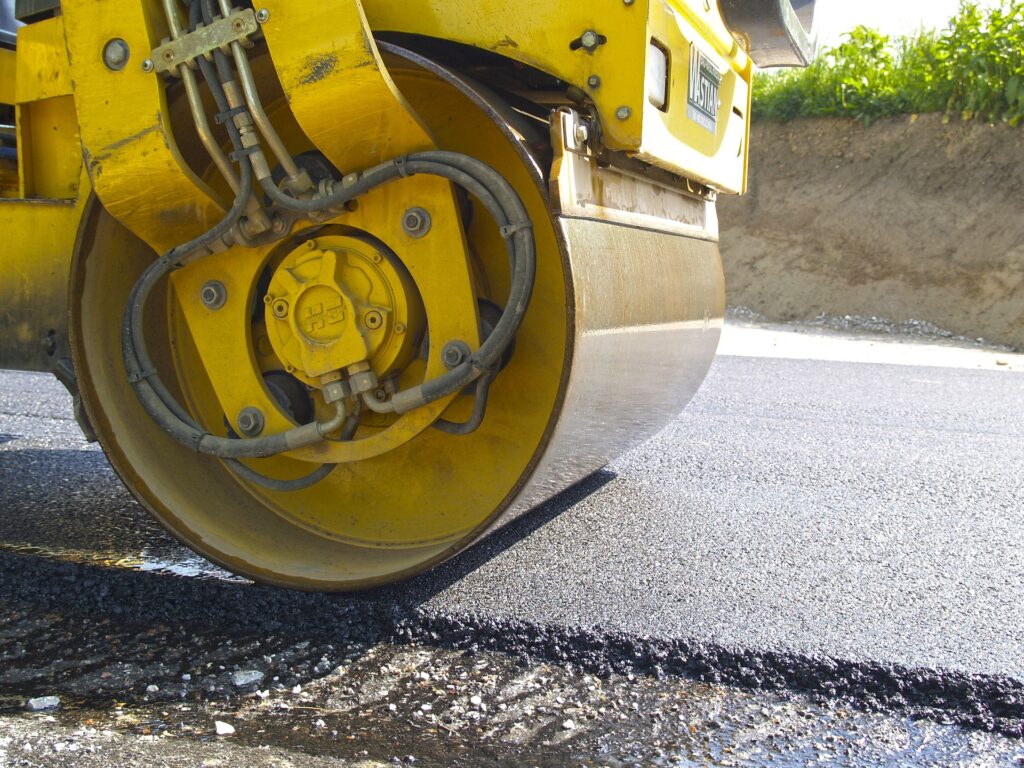 As of April 22, 2024, Russel’s half-load restrictions will be lifted as well as signs are installed on all municipal roads where the weight restrictions apply.