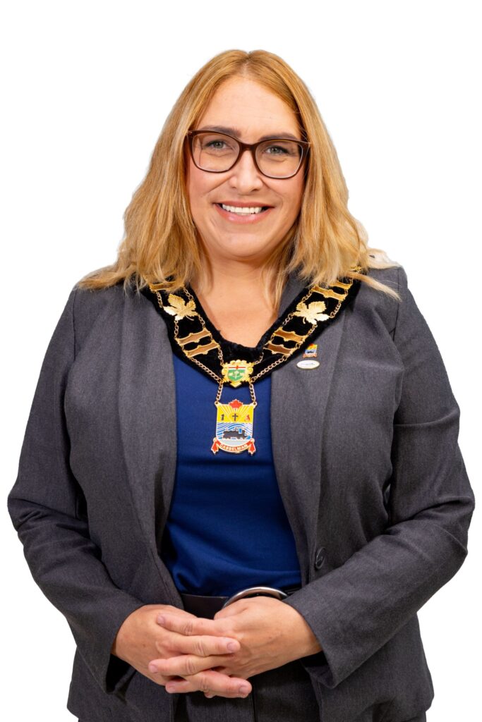 Mayor Lajoie released a statement following the findings from the Integrity Commissioner’s report regarding her breach of the Code of Conduct and invites residents at the Casselman municipality city hall on Wednesday, July 24, at 6:00 p.m. to give the public the opportunity to ask questions, voice concerns, and engage directly with her.