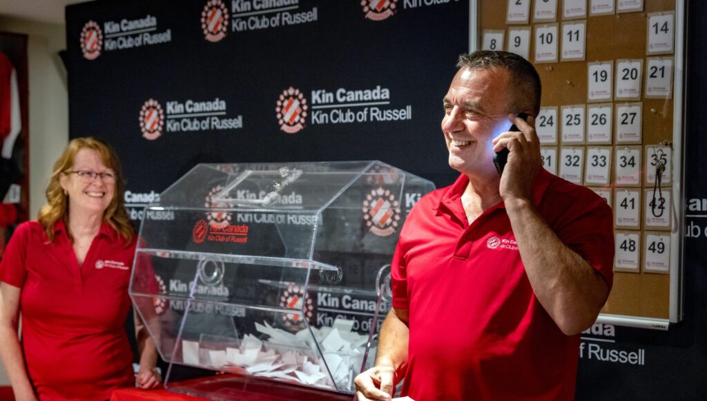 Darryl Van Moorsel, from London, selected envelope #31 revealing the King of Diamonds and won $21,966 from the Kin Club of Russell’s Catch the Ace’s weekly prize this past Sunday, July 7.