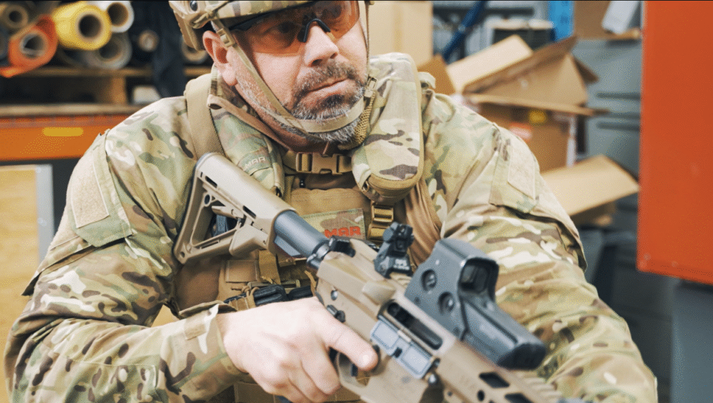 Grâce à ce nouveau contrat, Tulmar renforce non seulement sa réputation en tant que fournisseur militaire mondial, mais dynamise aussi l’économie de Hawkesbury, une ville de plus en plus reconnue pour son rôle dans l’industrie manufacturière de haute technologie.