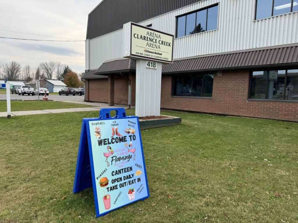 La période de mise en candidature pour Kraft Hockeyville 2025 est officiellement ouverte, et la communauté de Clarence Creek se mobilise autour de l'aréna de Clarence Creek