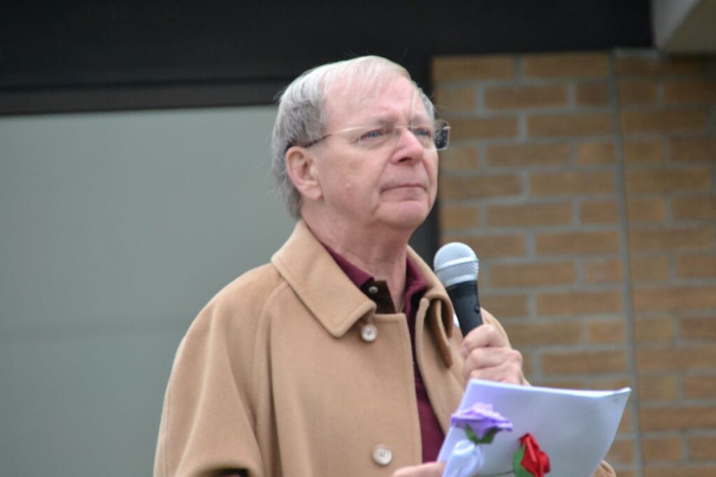 Les maires de Hawkesbury, Robert Lefebvre (ci-dessus) et du canton de Champlain ne sont pas très intéressés par l'offre du gouvernement provincial d'accroître leur pouvoir de maire.