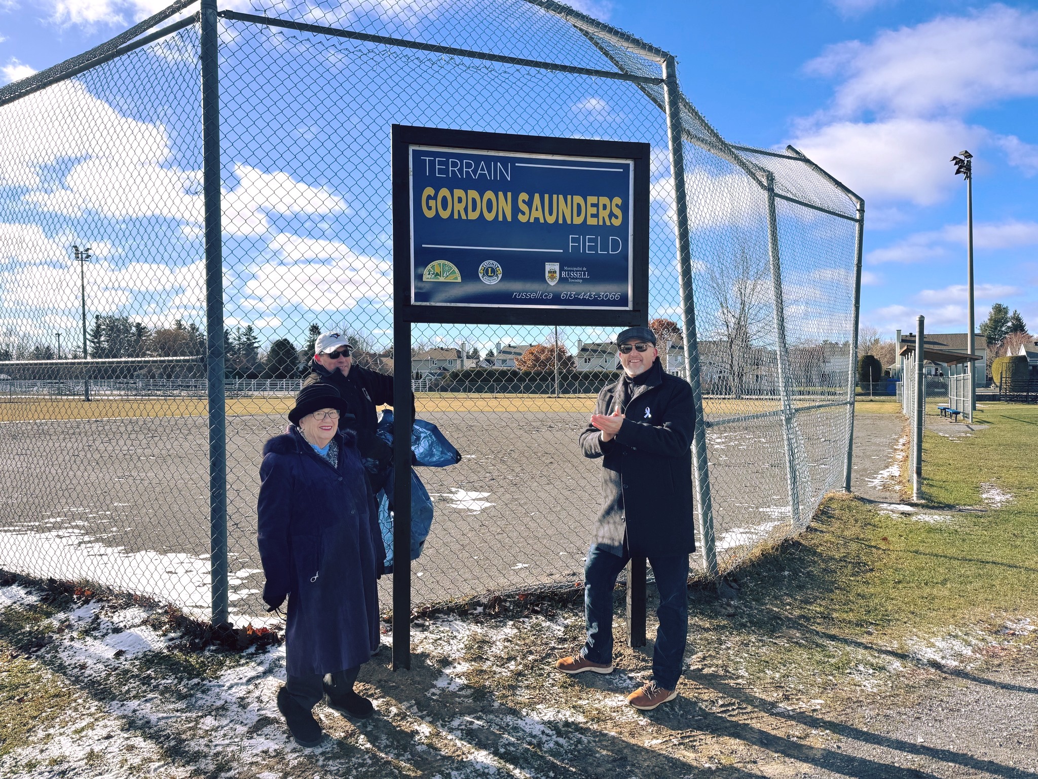 Russell dedicates ball diamonds in honour of Gordon Saunders and Don ...