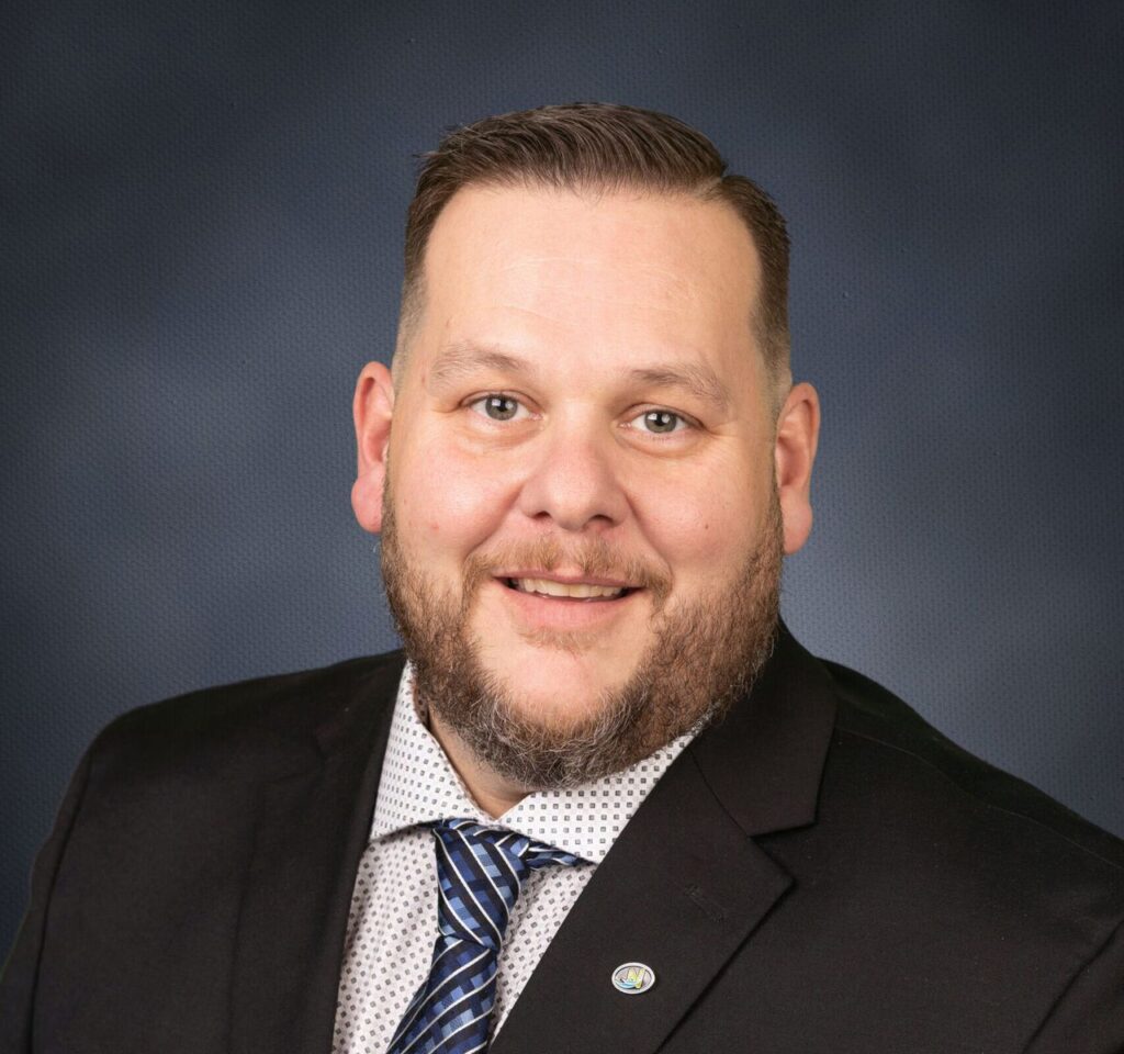 Le maire de La Nation, Francis Brière, a confirmé qu’il briguera un deuxième mandat lors des élections municipales prévues en octobre, affirmant vouloir mener à terme plusieurs projets amorcés durant son premier mandat.