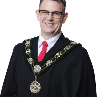 Après l'annonce de son départ, le maire Pierre Leroux a remercié les résidents de Russell, alors qu'il assume le rôle de directeur général de la municipalité de La Nation.