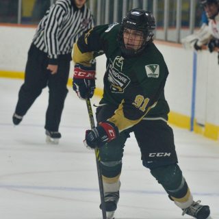 The St-Isidore Eagles will face off the Westport Rideaus on Saturday, October 11, at 7:30 p.m. at the St-Isidore Arena.