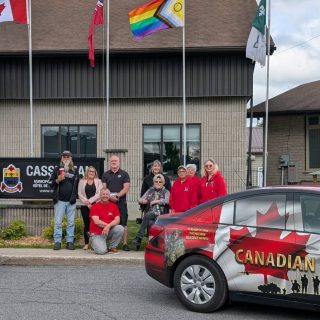 Des membres de la communauté se sont rassemblés au Complexe J.R. Brisson à Casselman le 29 juin pour la collecte de fonds Homes for Heroes, qui a permis d'amasser près de 4 000 $ pour soutenir les anciens combattants canadiens qui sortent de l'itinérance.