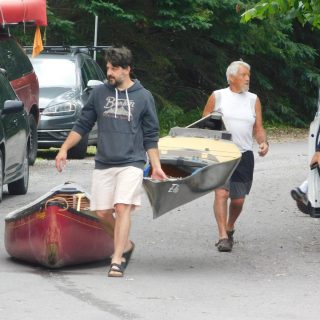 COLGC-canoe_race_returns PHOTO 2b