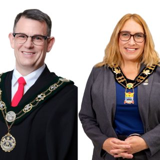 Les maires de Russell Township et de Casselman ont tous deux été blanchis par le commissaire à l'intégrité des CUPR de tout manquement à la conduite concernant les plaintes déposées à la suite d'une réunion du conseil municipal en août 2023. Tous deux avaient été accusés de conduite irrespectueuse, de collusion pour discréditer, de violation de la confidentialité, de citations erronées et d'omission de fournir les informations demandées.