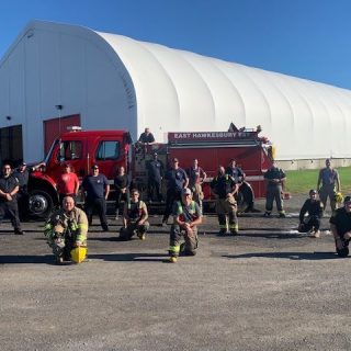 Le maire Robert Kirby a demandé au chef des pompiers Bryce Luker de faire le point sur le service d’incendie du canton de Hawkesbury-Est.
