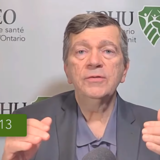 Dr Paul Roumeliotis of the EOHU held a briefing regarding respiratory illnesses in the community. Le Dr Paul Roumeliotis de le BSEO a tenu une réunion d'information sur les maladies respiratoires dans la communauté.