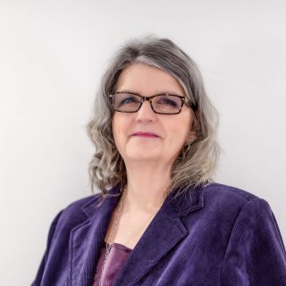 Deborah Perrier est la candidate du Parti populaire du Canada aux élections fédérales d'avril.
