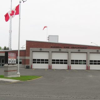 Russell Township approves $925K fire truck for Station 12, replacing two aging vehicles and fast-tracking delivery to avoid tariffs and ensure emergency readiness.