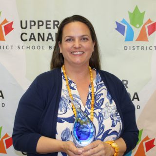 On June 10, Sabrina Kiskis, an elementary teacher from the Russell Public school, was granted the Service Excellence Award at the annual Board Celebration Evening by the Upper Canada District School Board.