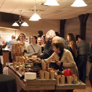 Fondé en 1874, le village de St-Albert a célébré son 150e anniversaire avec les membres de la communauté, accompagnés de nourriture, de boissons et en bonne compagnie.