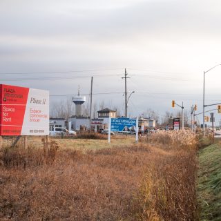 Wendover, une communauté en pleine expansion dans le canton d'Alfred-Plantagenet, aura bientôt son propre parc commercial/industriel. Le conseil municipal a approuvé une recommandation visant à acheter une propriété de 28 acres près de l'intersection des routes 17 et 19 pour un montant de 1,2 million de dollars en vue d'un développement futur en tant que parc commercial/industriel.