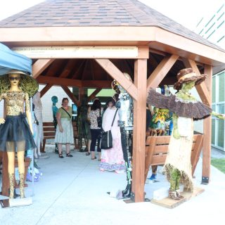 La Corporation de la revitalisation du centre-ville de Casselman à mis en place un concours, « Les arts figurés », pour tous les artistes de Casselman et des régions voisines avec l’objectif de mettre en valeur le talent et la créativité des artistes.