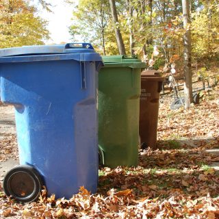 La MRC d’Argenteuil a octroyé le contrat de collecte du bac bleu au nom de quatre de ses
municipalités pour les cinq prochaines années. (Francis Legault, EAP)