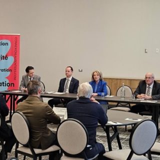 Les députés des Laurentides et le ministre des Finances du Québec ont rencontré les acteurs économiques de la région, à l’invitation du CPERL. (Photo gracieuseté CPERL)