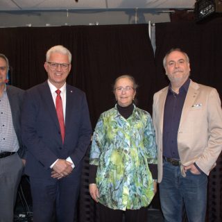 Quatre des six candidats au poste de député d'Argenteuil-La Petite-Nation ont participé au débat de la TVC d'Argenteuil. (Photo gracieuseté TVC d'Argenteuil)