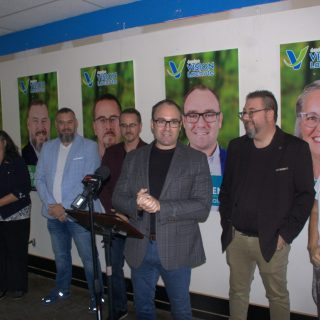 Équipe Vision Lachute, formation politique du maire sortant Bernard Bigras-Denis, a lancé
sa campagne et présenté ses engagements lors d’un événement le 6 octobre dernier.
(Francis Legault, EAP)