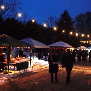 Plus de 3600 personnes ont visité le Marché festif de Brownsburg-Chatham qui en était à sa 4e édition. (Francis Legault, EAP)
