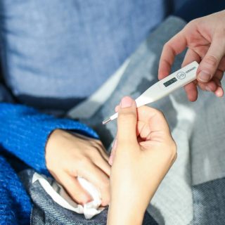 Le médecin chef du Bureau de santé de l’est de l’Ontario, Dr Paul Roumeliotis, recommande à tous les résidents de mettre à jour leurs vaccins et de se faire vacciner au début de la saison de la grippe.